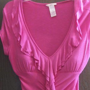 Candie's Ruffled V Neck T shirt